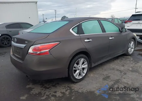 2015 Nissan Altima 2.5 Sv из США, поврежденный, VIN 1N4AL3AP6FC164651